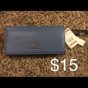 DKNY Wallet